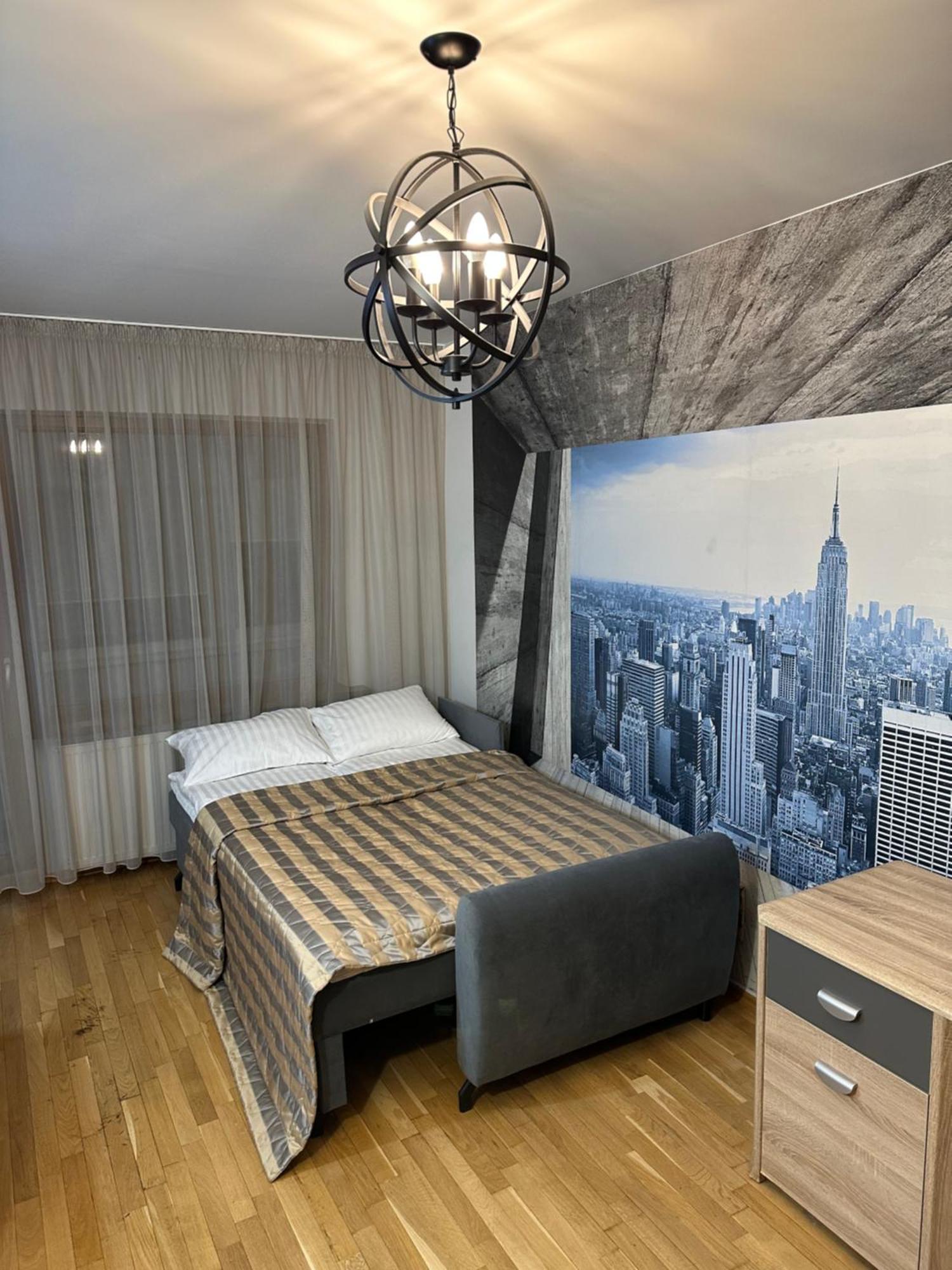 Butas Vingis Park With 2 Bedrooms & Free Parking *